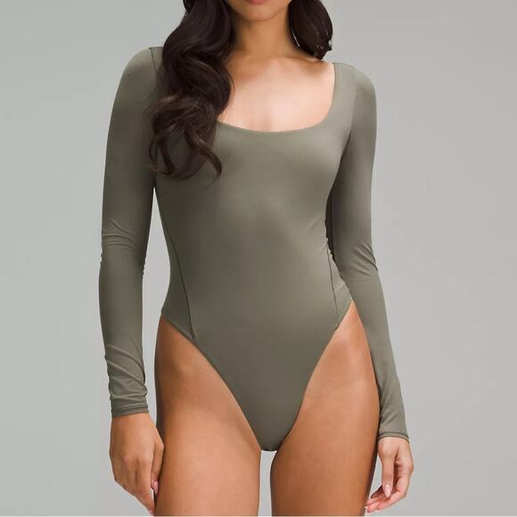 Lululemon Wundermost Ultra-Soft Nulu Square-Neck Long-Sleeve Bodysuit size Large - Picture 6 of 6